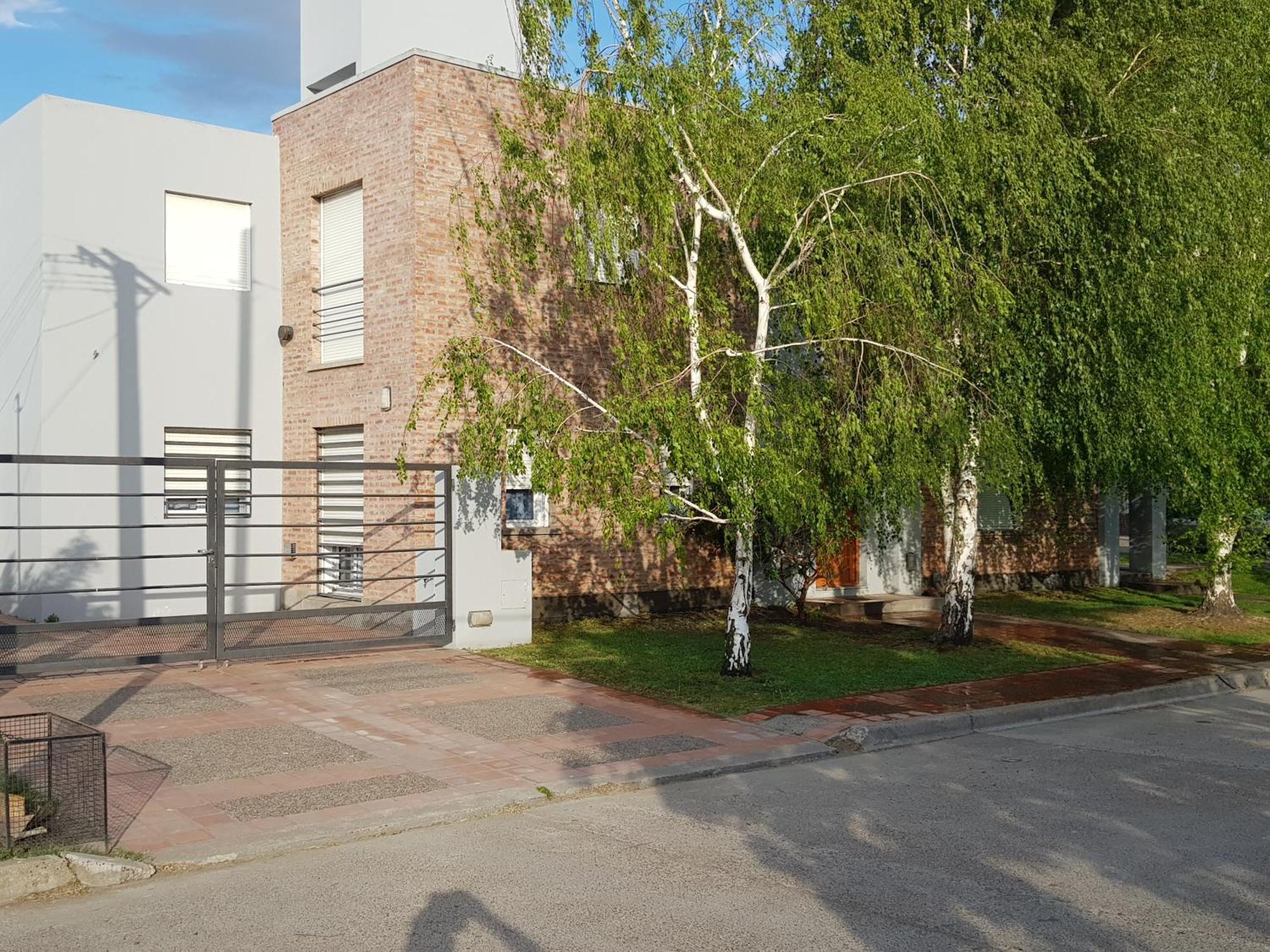 Appartement Departamentos Alsina 1 à Viedma Extérieur photo